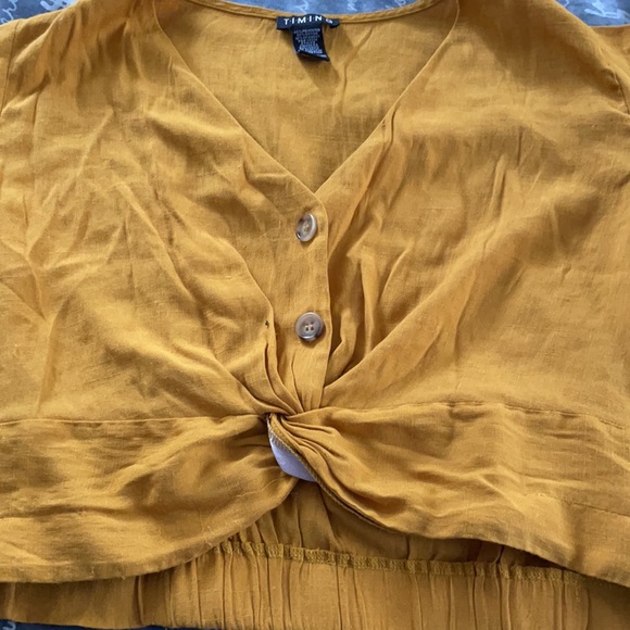 Crop top - Picture 2 of 4